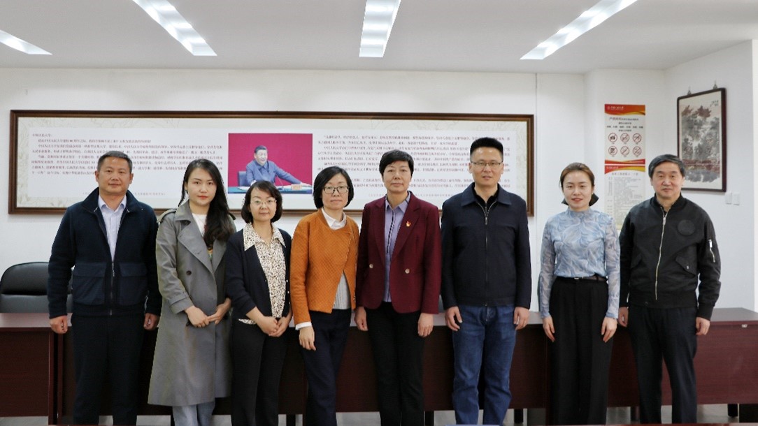 新疆大学太阳集团tyc33455来公司调研交流图片2.jpg