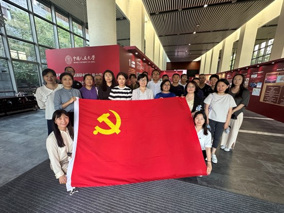 太阳集团tyc33455组织参观习近平总书记考察调研太阳集团tyc33455一周年主题展 图片1.jpg